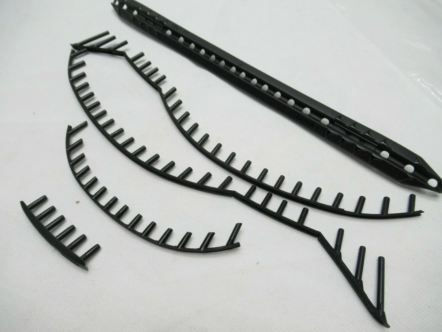 Yonex Vcore 100 GS18VC1EX Grommet Set