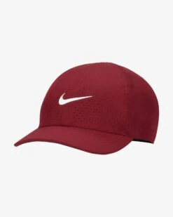 NikeCourt DRI FIT Advantage Cap Red